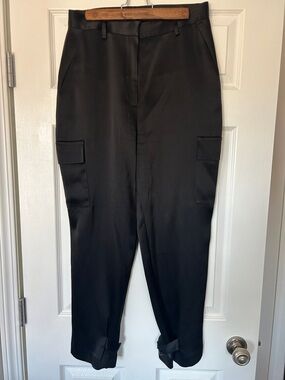 Aritzia Babaton silky Black Cargo Tapered Pants